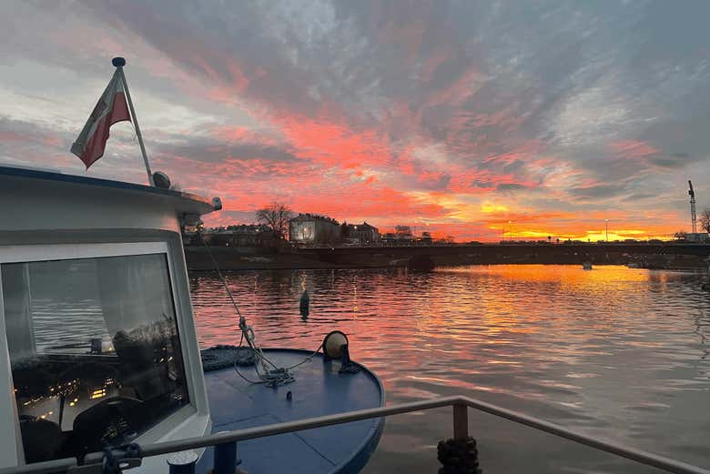 Embark on a cruise and watch night fall over Krakow