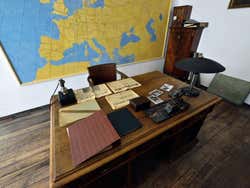 Oskar Schindler's desk