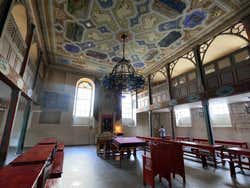 Kupa Synagogue, inside